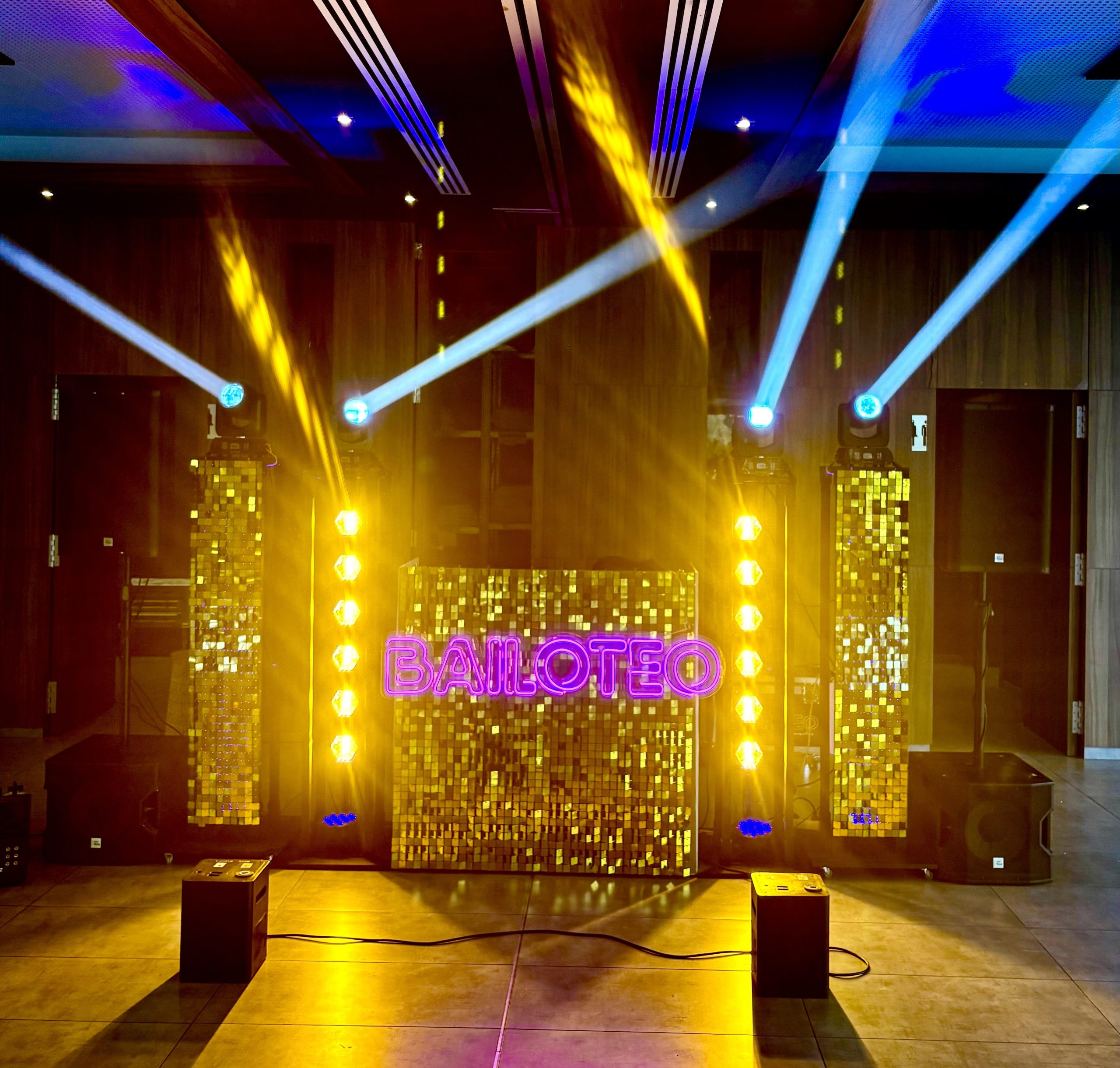 Cabina Golden de Bailoteo Eventos